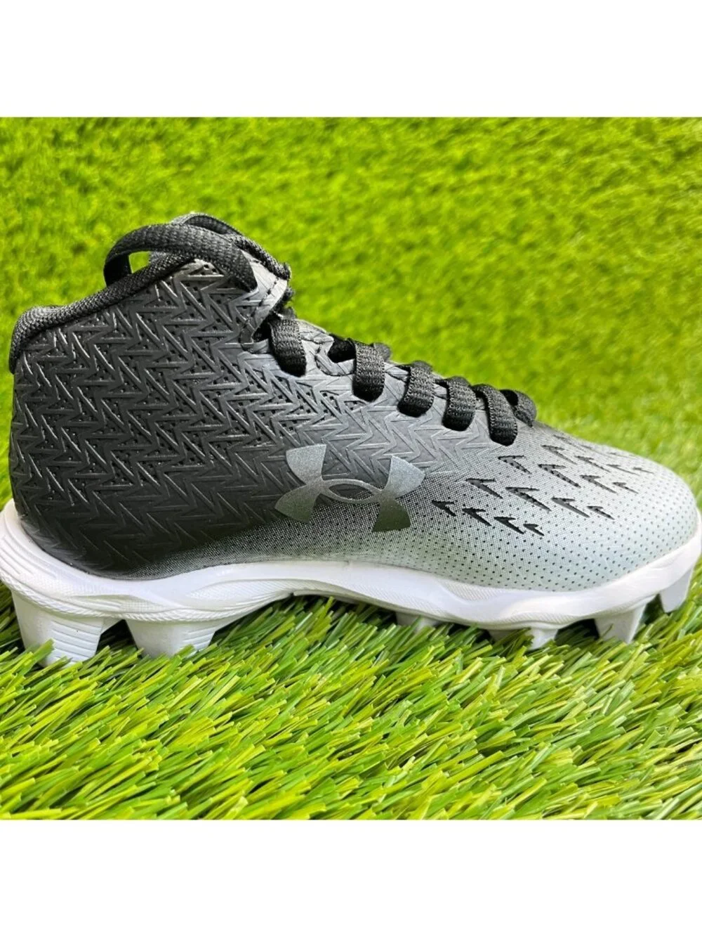 Under Armour please review